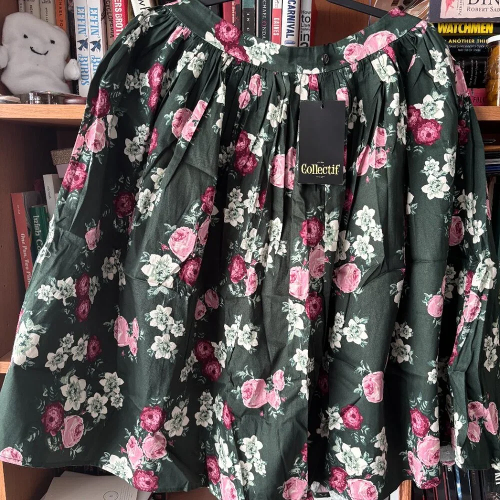 NWT Collectif Size UK 12/ US 8 Swing Skirt Green with Floral Pattern - Picture 1 of 10